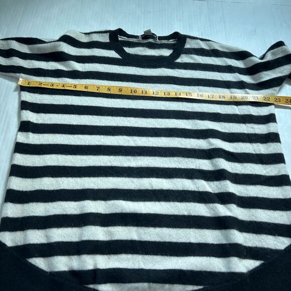 Autumn Cashmere Black and White Striped Short Sleeve Cashmere Sweater Size XS - Picture 5 of 6